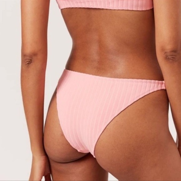 Solid & Striped Rachel Ribbed Bikini Bottom in Taffy (S) - Picture 3 of 9